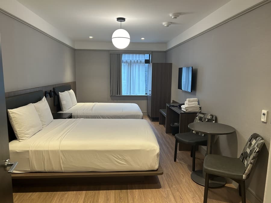 Melrose Hotel
