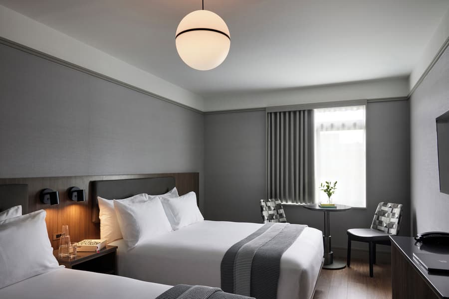 Melrose Hotel