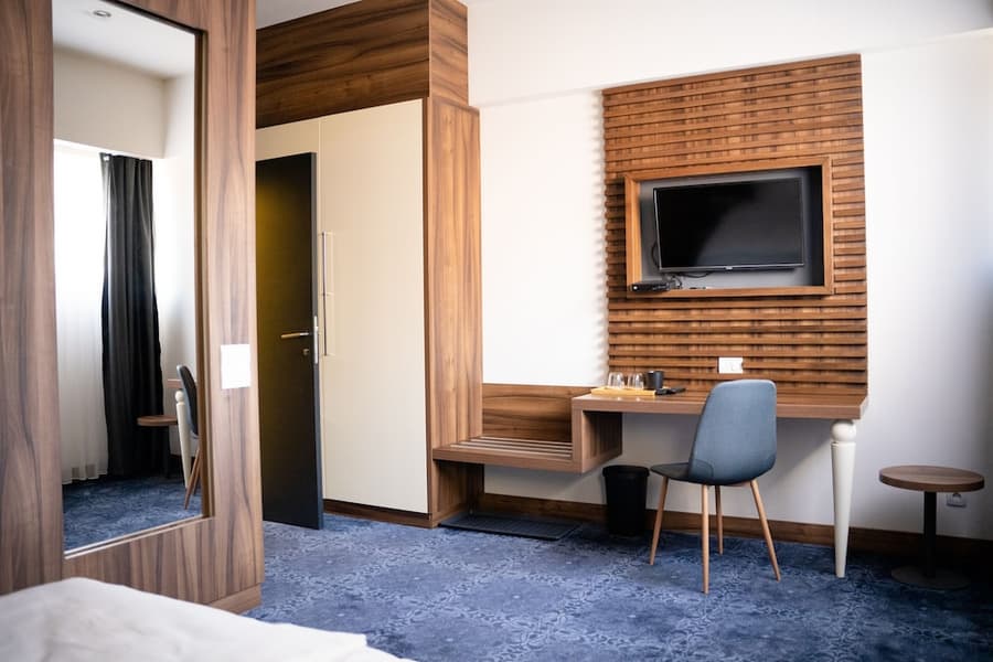 Olivia Rooms