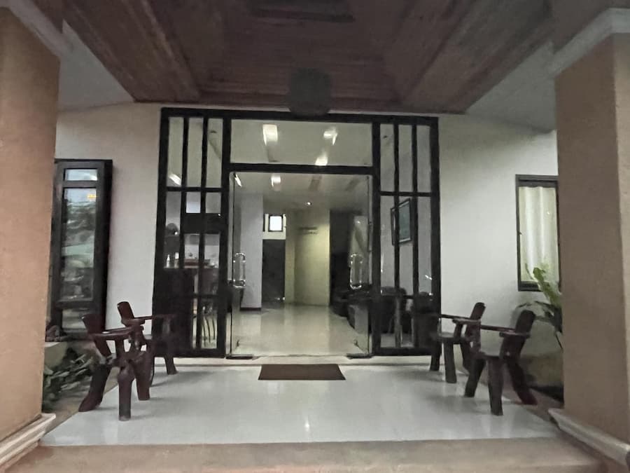 Chat Residence Hotel