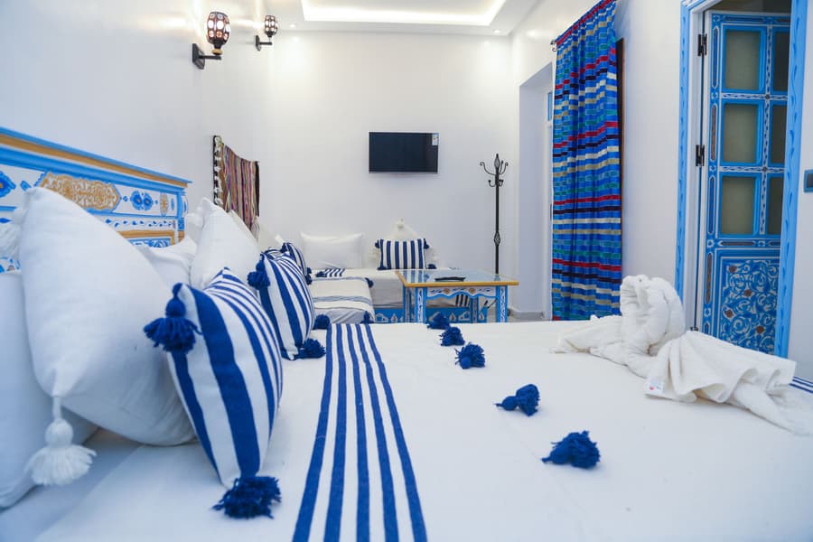 Casa Blue Pearl