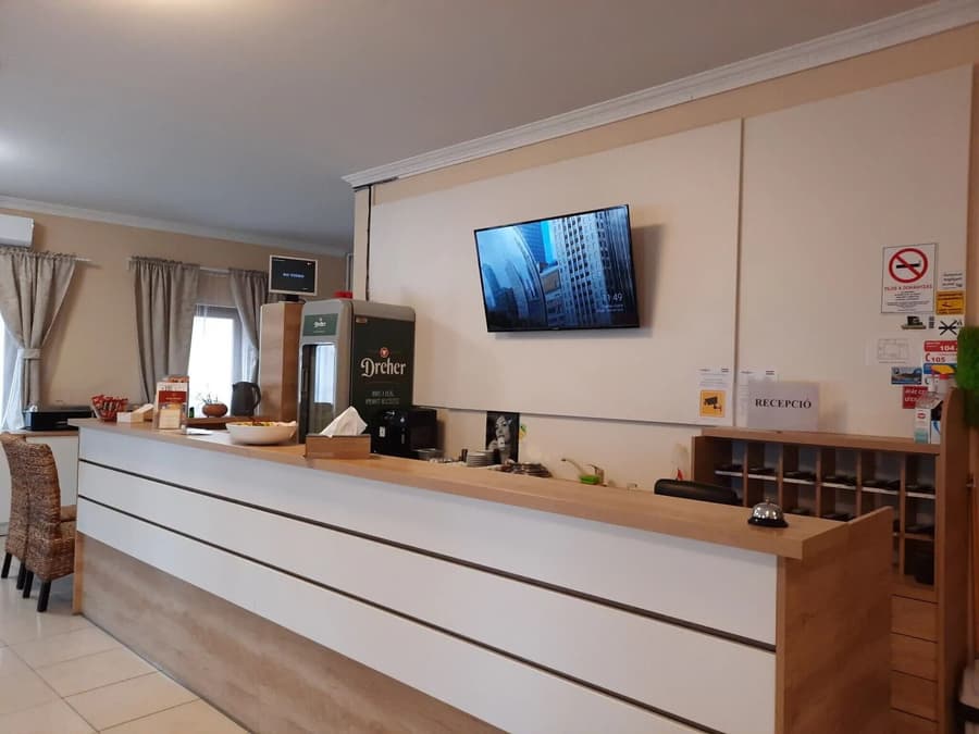 Végvári Hotel Eger