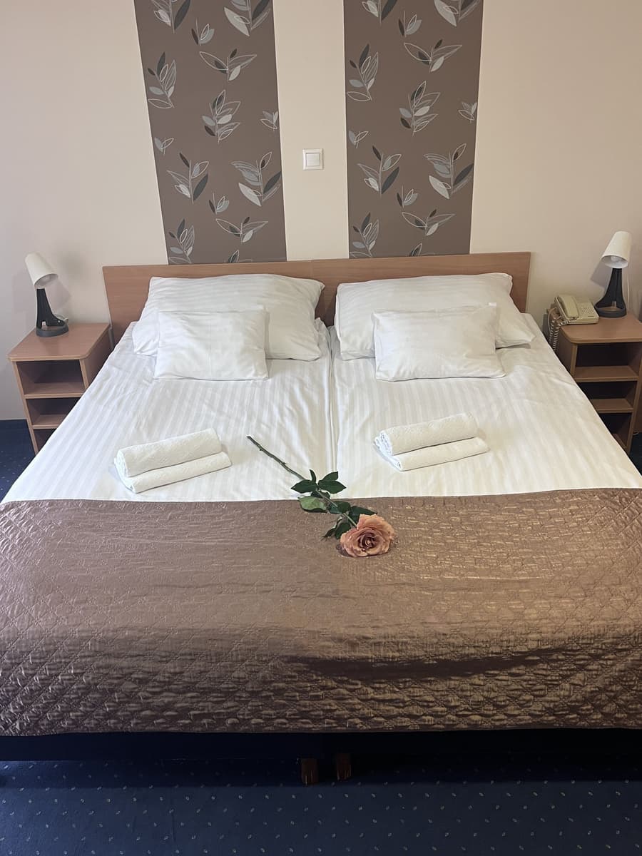 Hotel Rose City