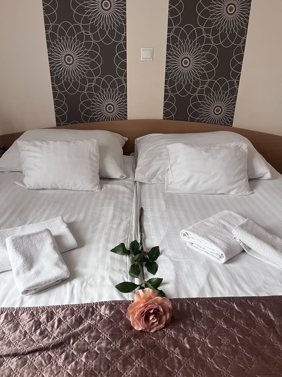 Hotel Rose City