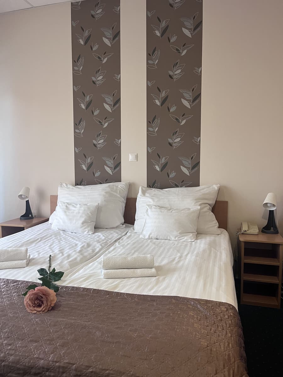 Hotel Rose City