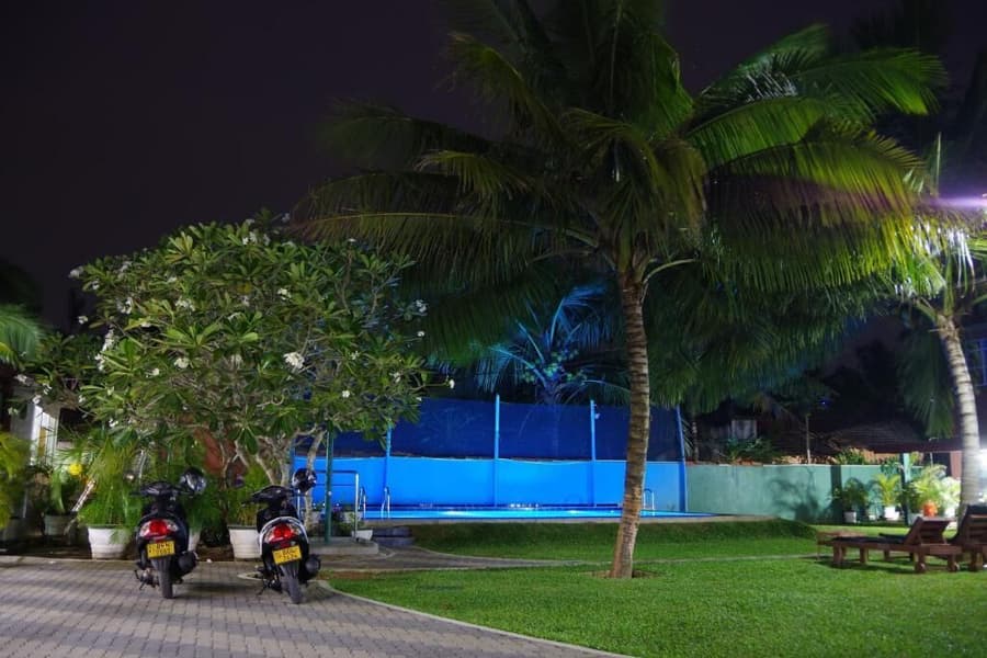 Larn's villa.