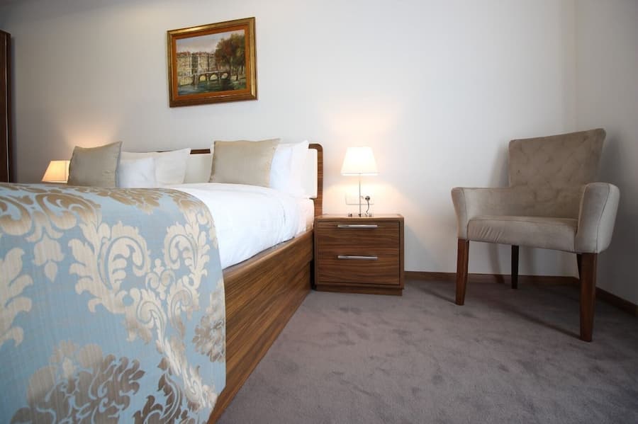 Hotel R