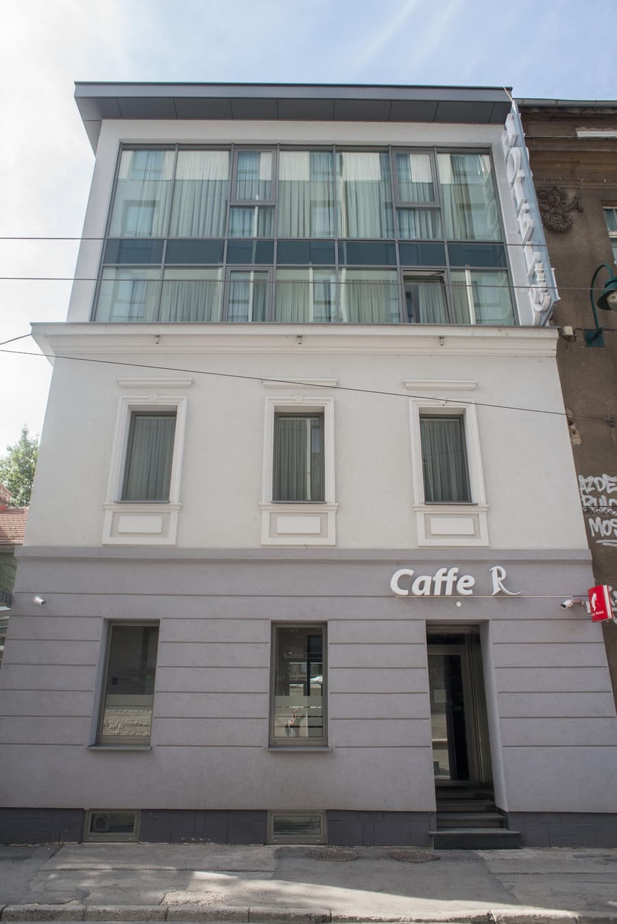 Hotel R