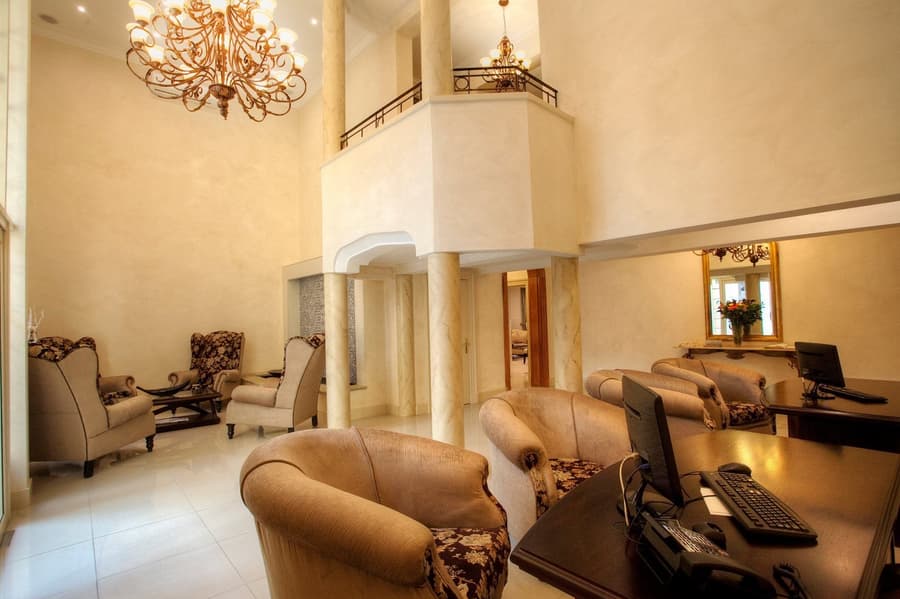 10 2nd Avenue Boutique Hotel by Dream Resorts