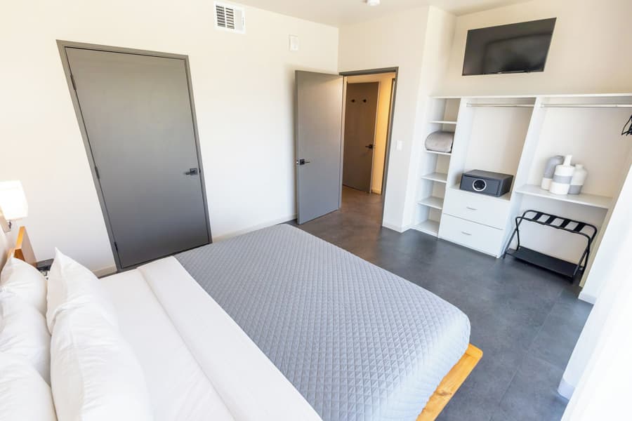 City24 Hotel Little Italy Mission Hills