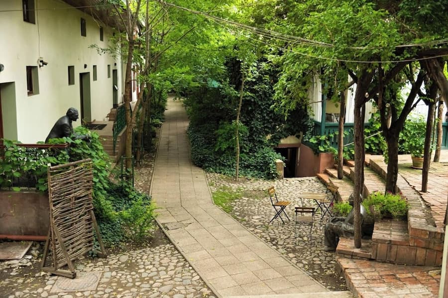 Ratiu House