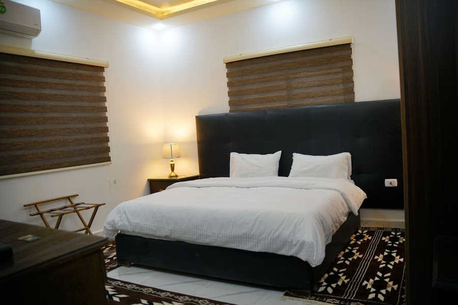 Mansi Residence
