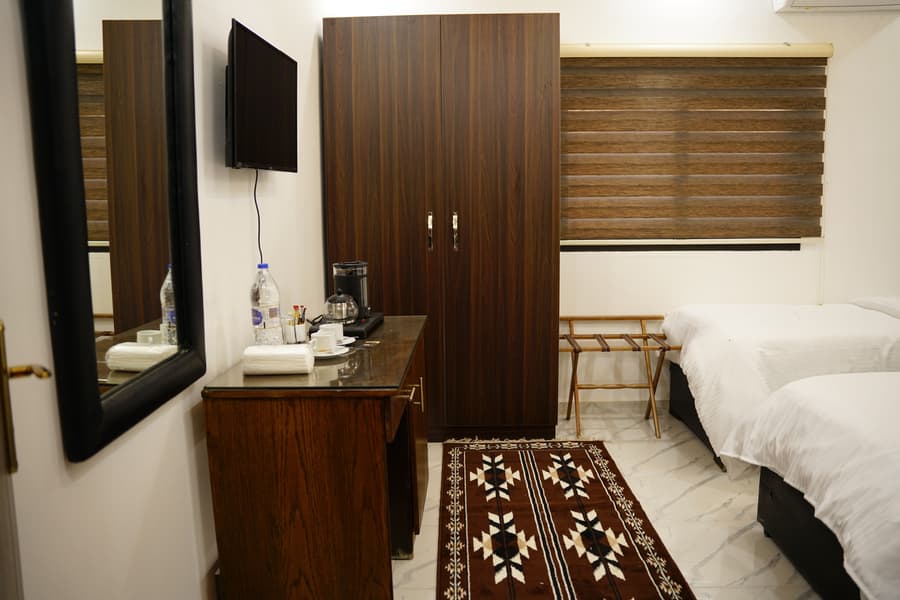 Mansi Residence