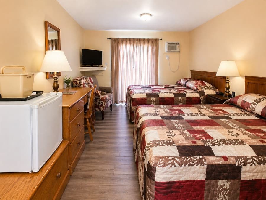 Baddeck Inn