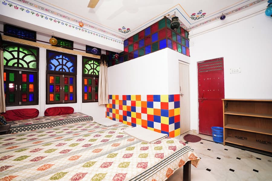 Nukkad Guest House Near Lake Pichola