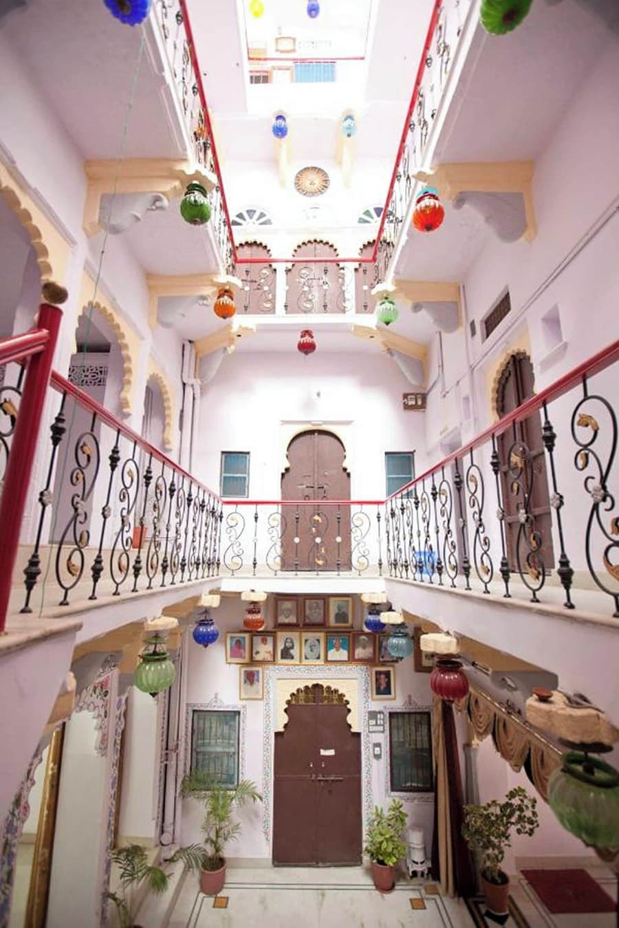 Nukkad Guest House Near Lake Pichola