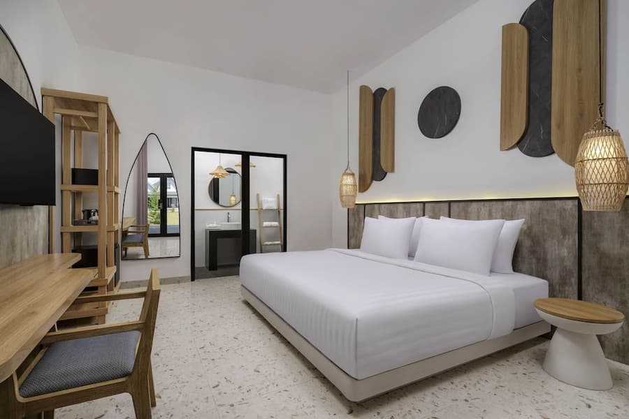 Jambuluwuk Oceano Resort Gili Trawangan