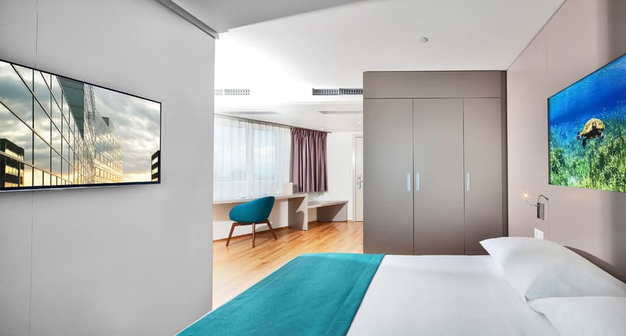 Aquatis Hotel