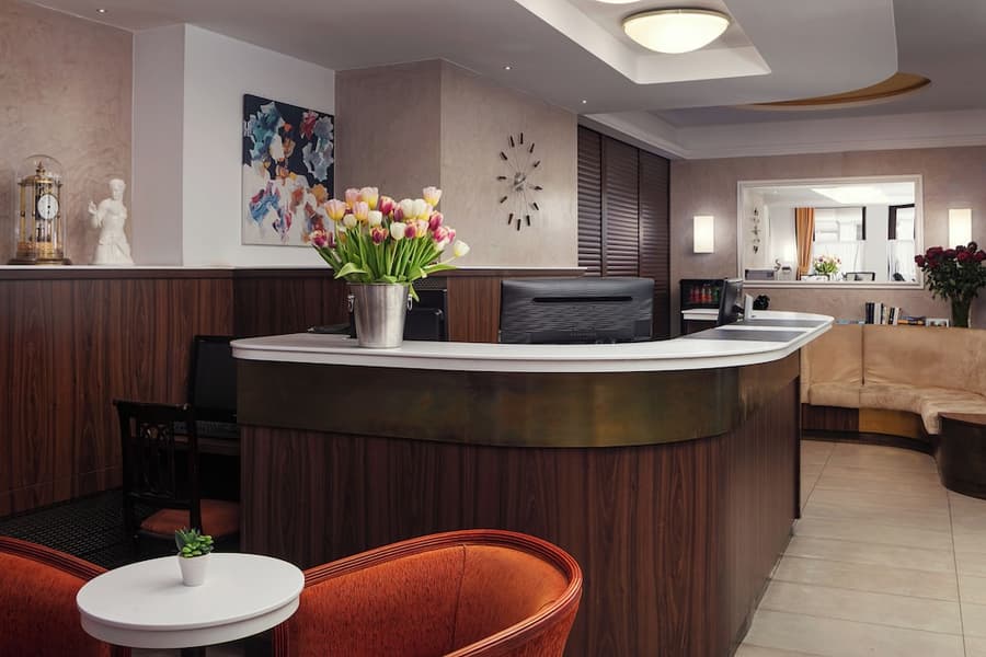 Hotel Ambiance