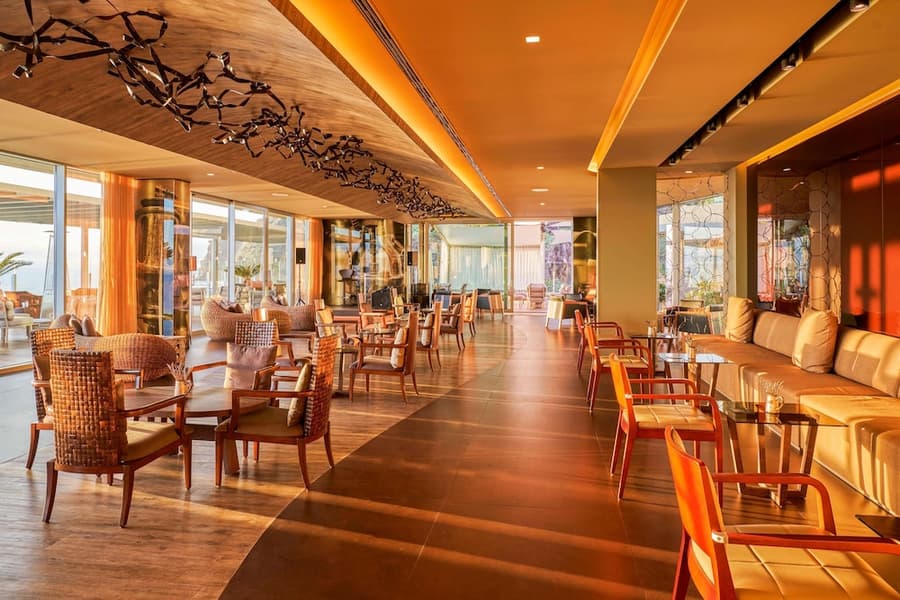 Saccharum Resort