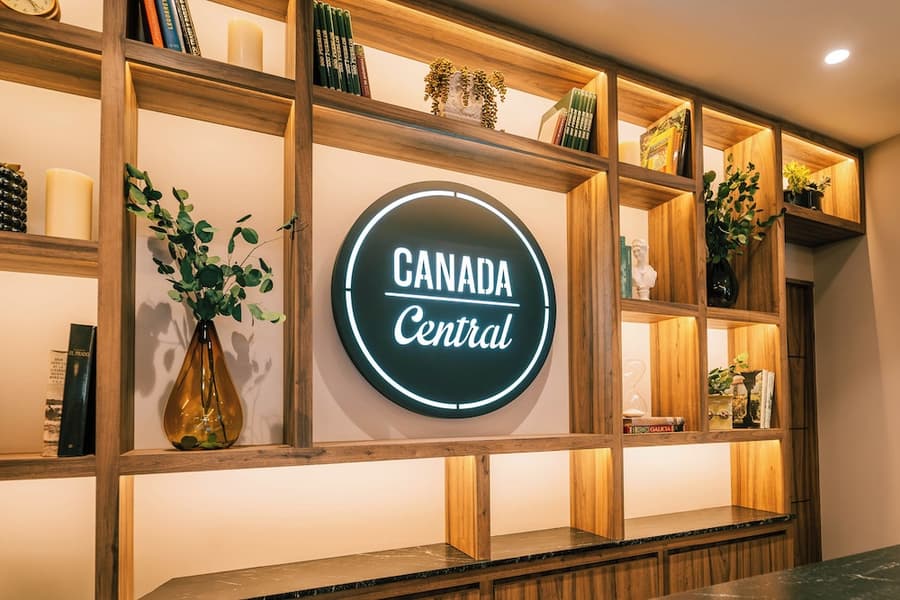 Hotel Canada Central