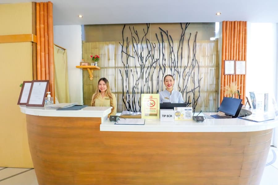 Bandara Beach Resort, Phuket