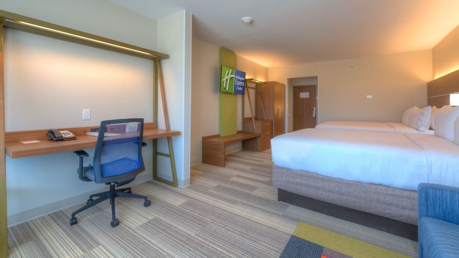 Holiday Inn Express & Suites Tulsa Midtown by IHG