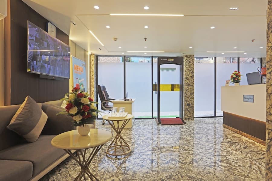 Hotel Mehul International -Near New Delhi Railway Station, Paharganj & Connaught Place