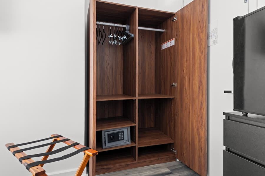 Global Luxury Suites at The Apex Miami