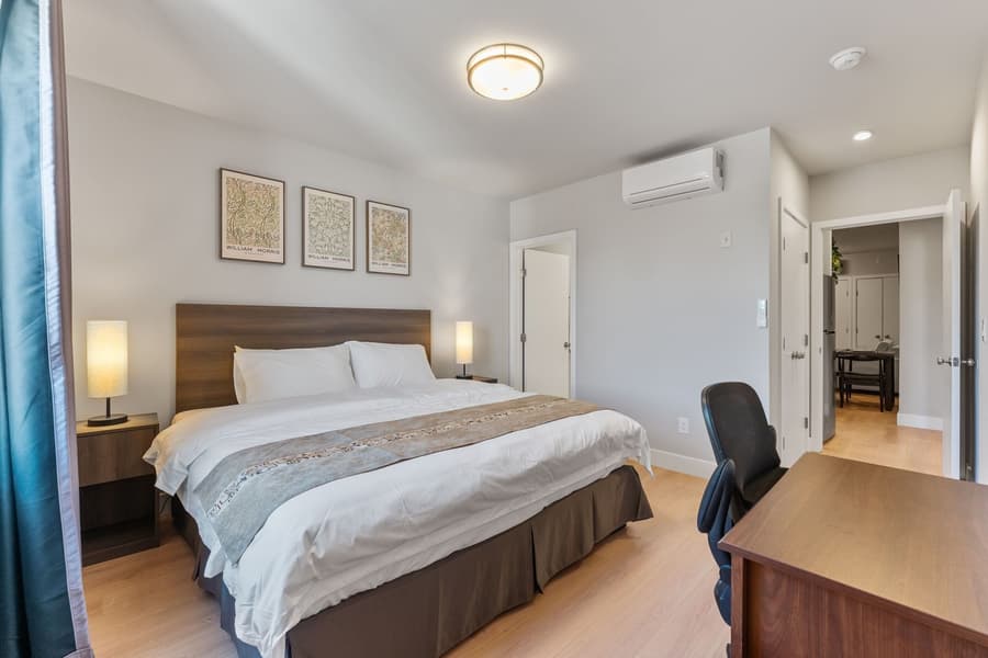 4211 Suites