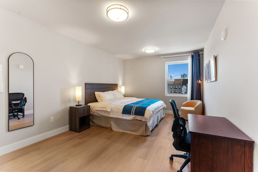 4211 Suites