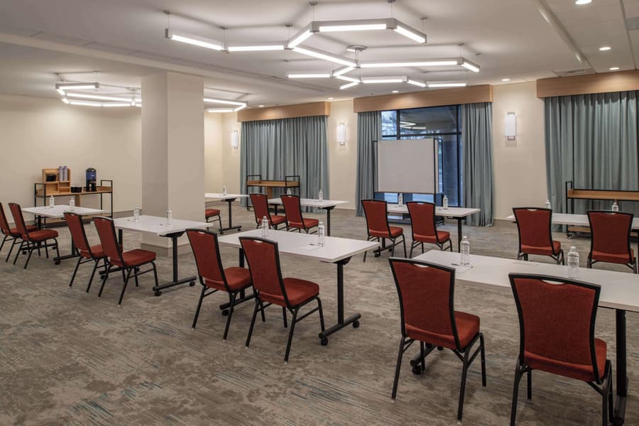 Hilton Garden Inn Tacoma Downtown