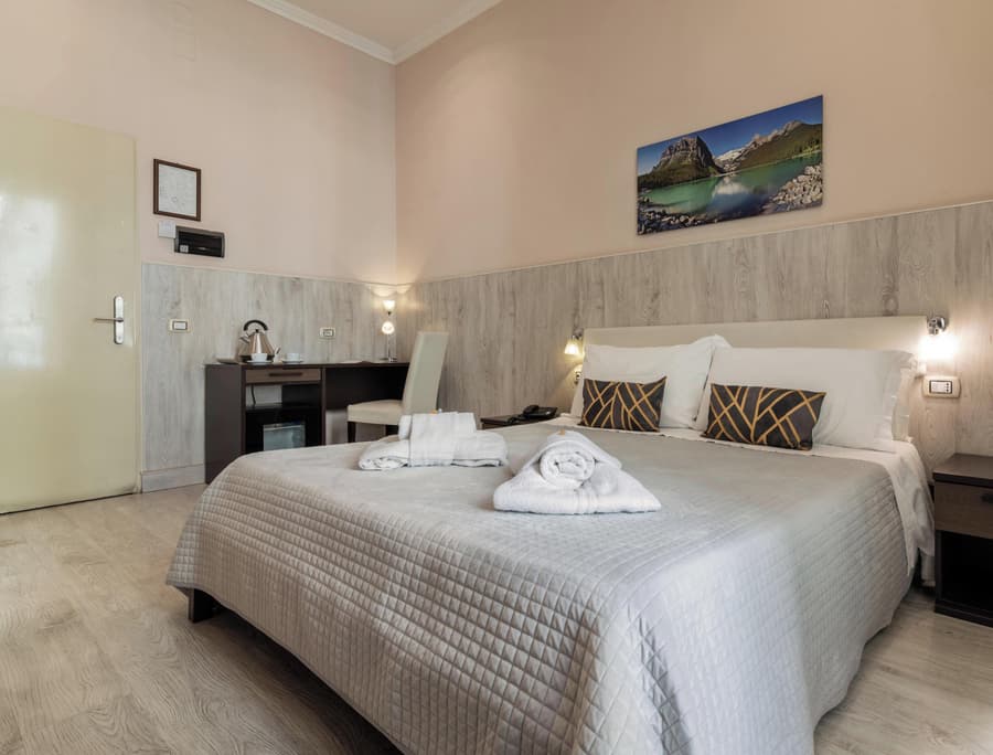 Hotiday Room Collection - Palermo Politeama
