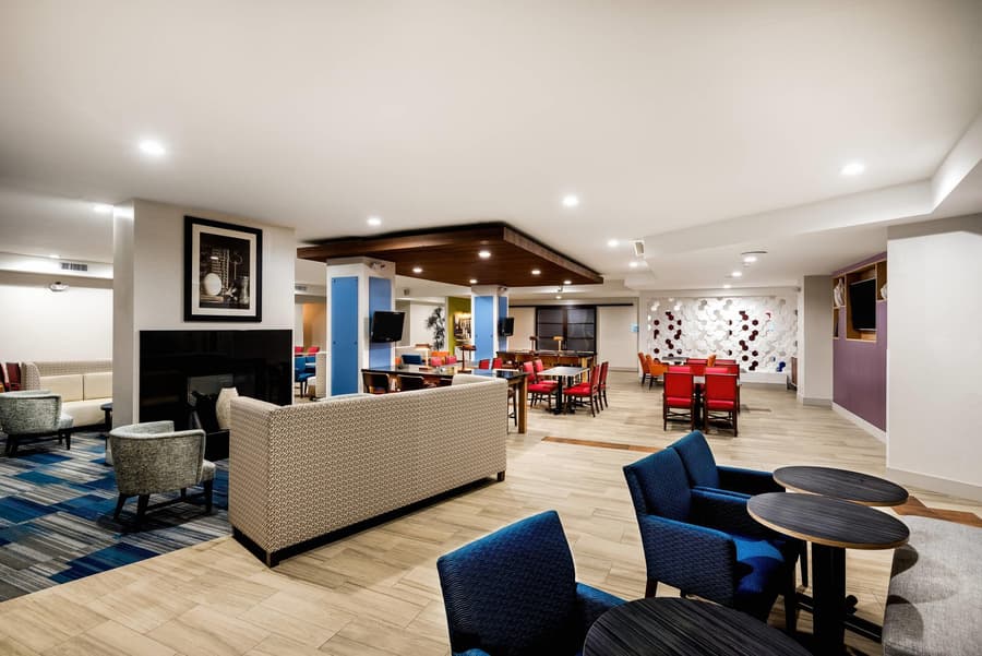 Country Inn & Suites by Radisson, Downtown Albany New York