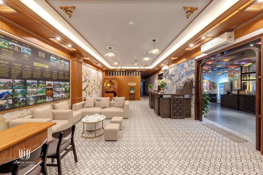 Tam Coc Center Luxury Hotel & Villa