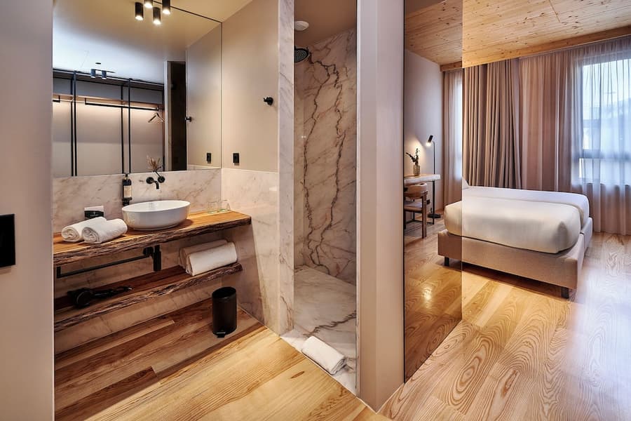 The Log Porto Hotel by Piamonte Hotels