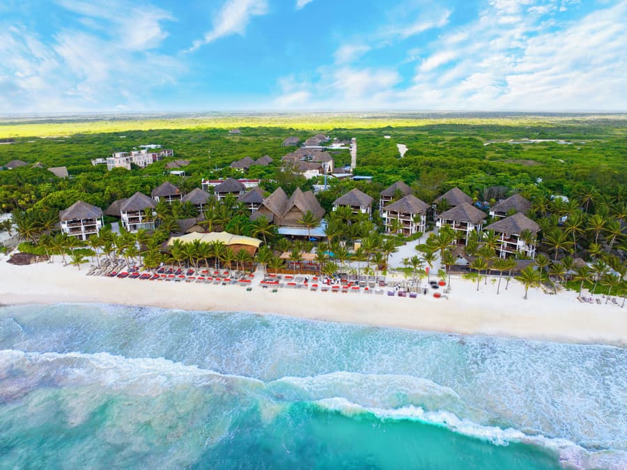 Mia Tulum Beachfront Resort - Ocean View Suites and Beach Club