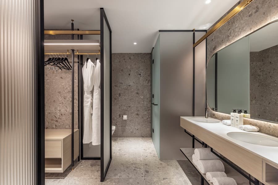 Hotel Indigo Melbourne Little Collins by IHG