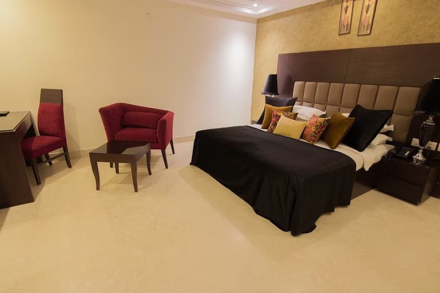 Hotel Sai Miracle