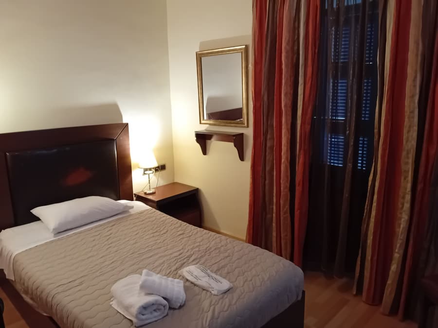 Dias Hotel