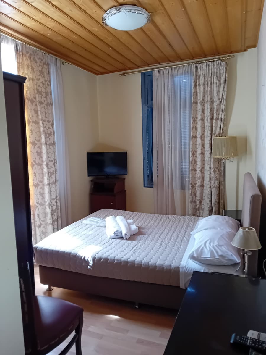Dias Hotel