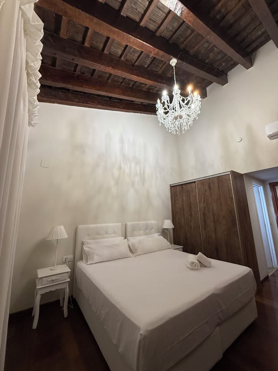 Catalina Suites Hotel
