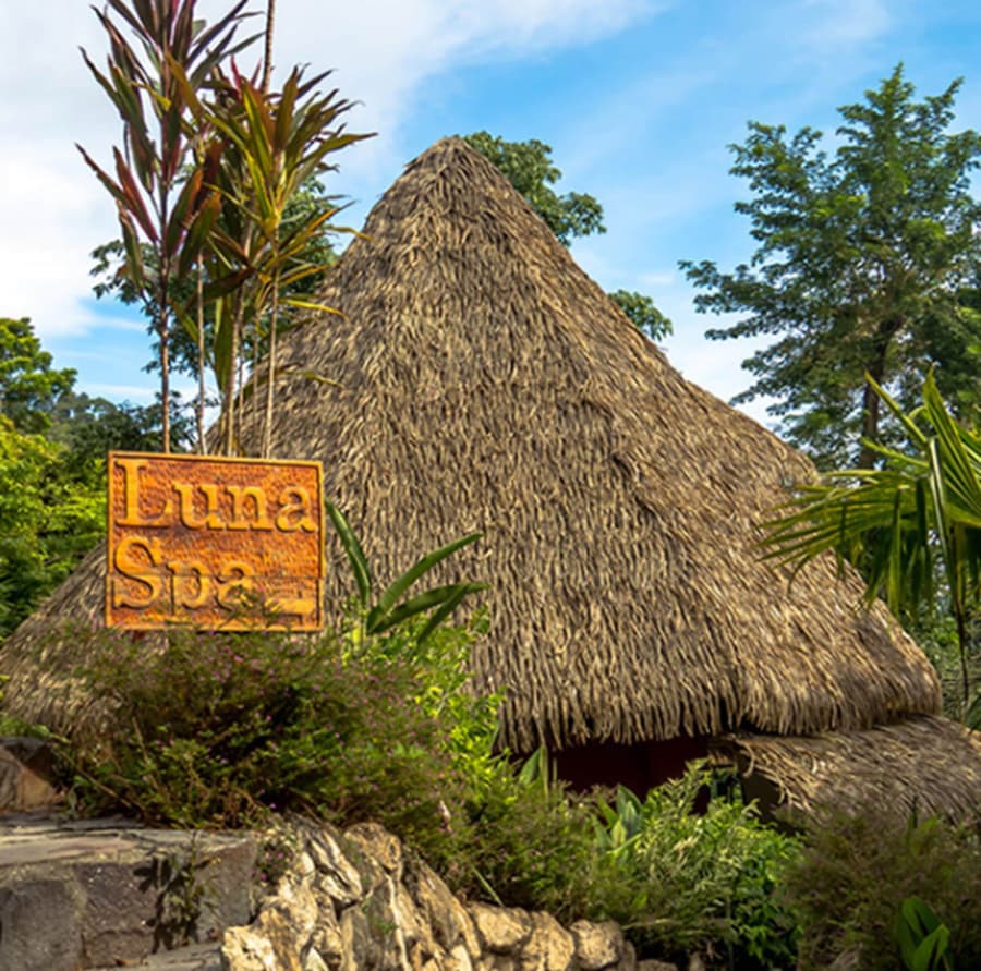 Luna Lodge