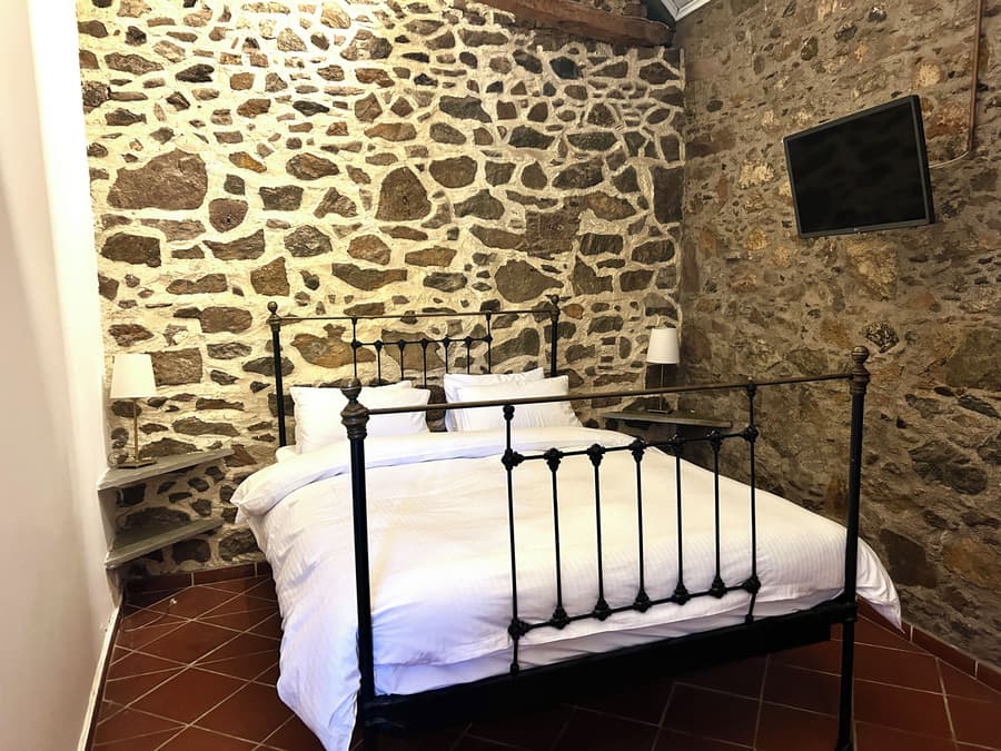 Loriet Hotel