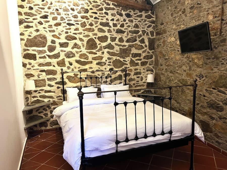 Loriet Hotel