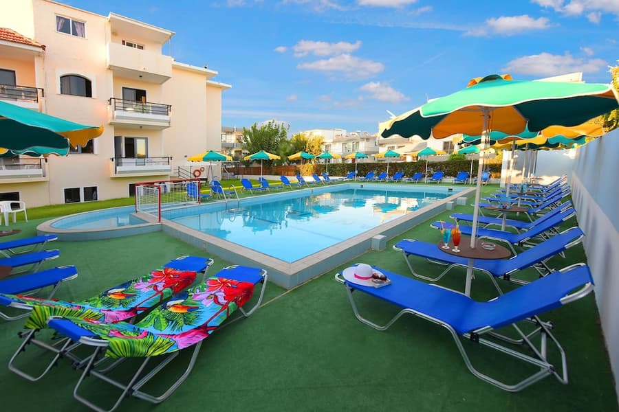 Anita ApartHotel