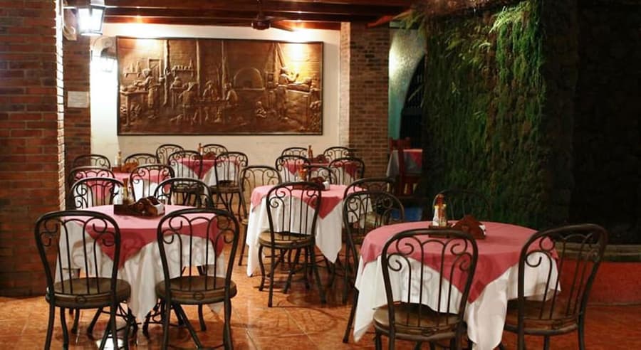 Hotel Boyeros
