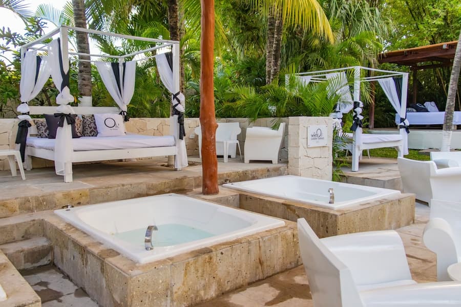 Oh! Cancun The Urban Oasis & Beach Club