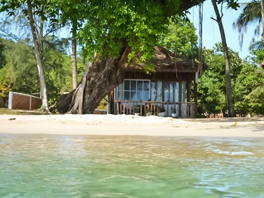 Bamboo Cottages
