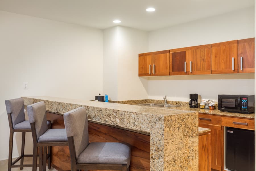 Hampton Inn & Suites by Hilton Los Cabos
